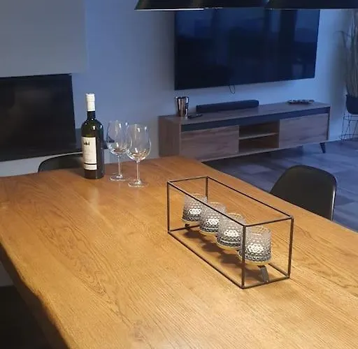 Villa Sara - Pool And Near