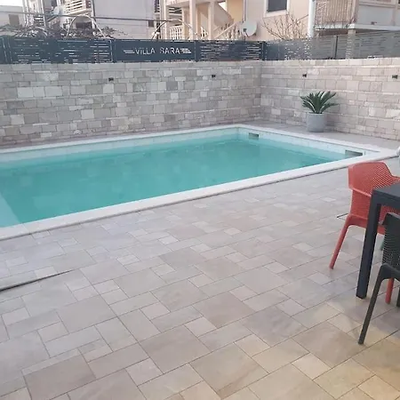 Sara - Pool And Near Villa